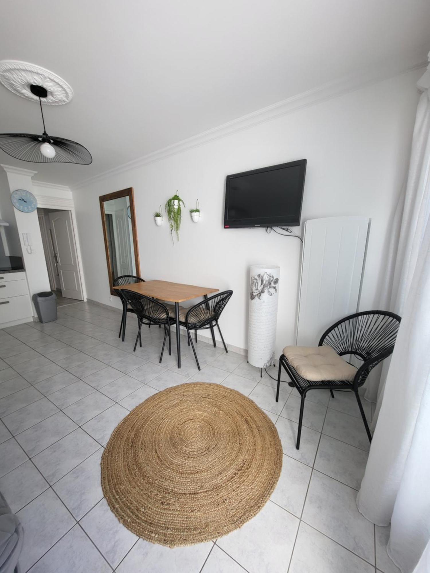 Remblai Des Sables D'Olonne - 2 Chambres - Parking Et Piscine Les Sables-d'Olonne Bagian luar foto